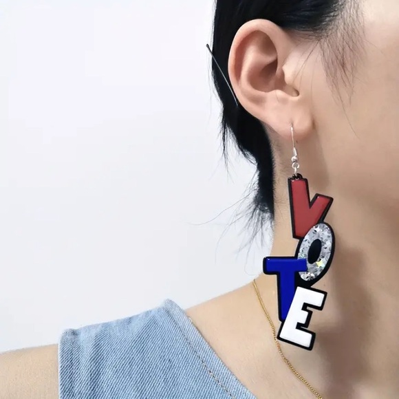 Vote Earrings large drop Earrings, acrylic, silvery USA flag colors women NEW - Picture 3 of 8